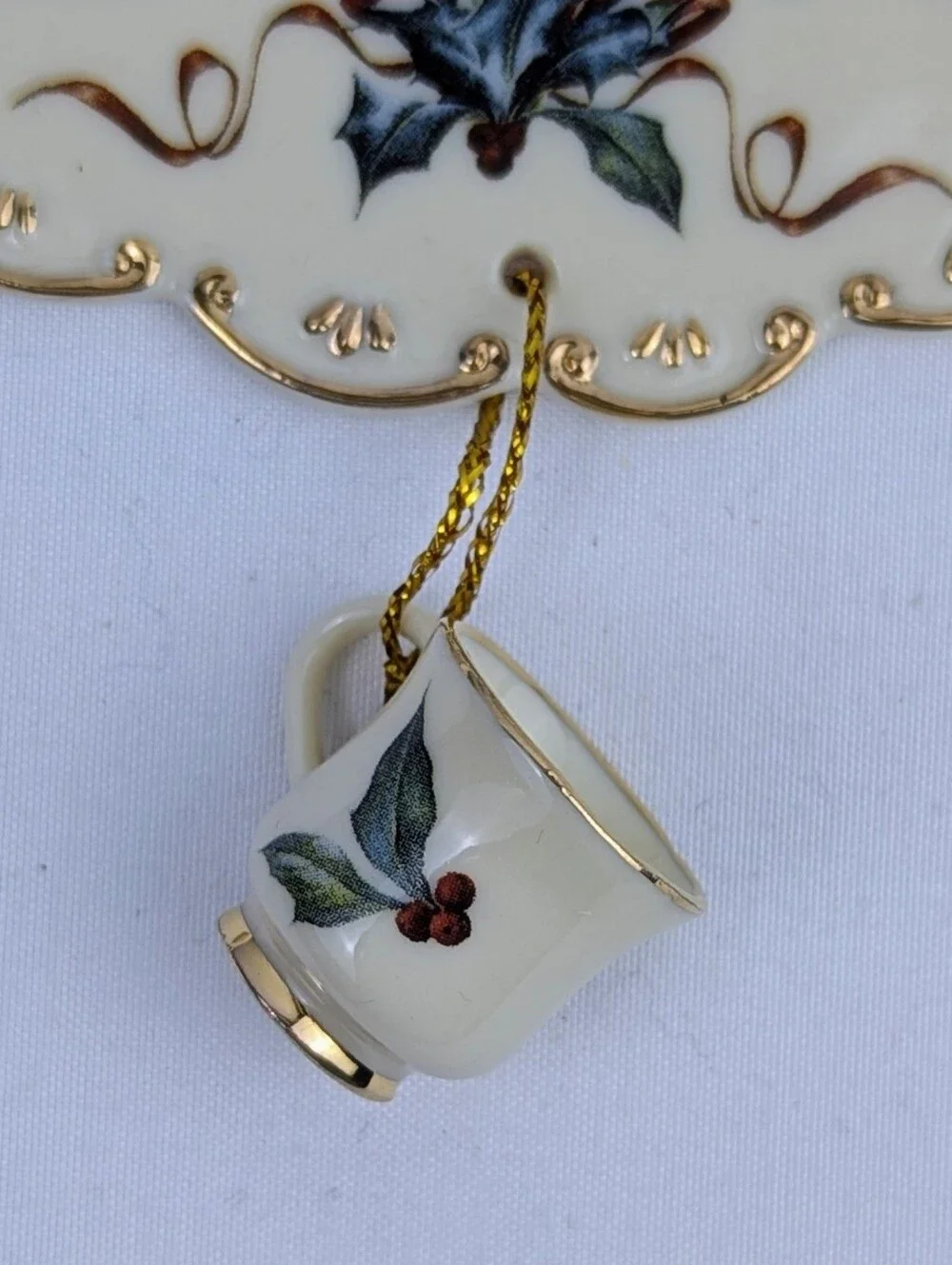 Lenox Cardinal On Pine Boughs & Holly Tea Theme Holiday Christmas Ornament